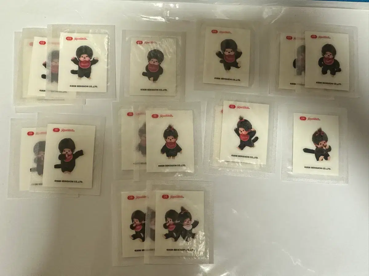 https://media.bunjang.co.kr/product/420068106_1_1784120606_w{res}.jpg